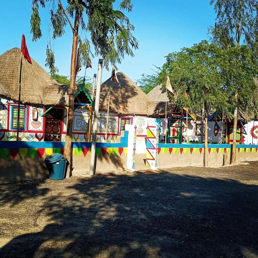 Rann Bhumi Homestay Resort Hodka Luaran gambar