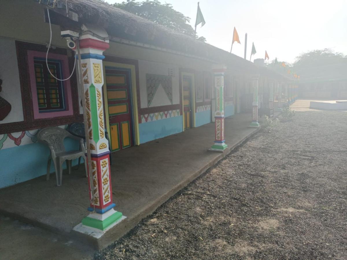 Rann Bhumi Homestay Resort Hodka Luaran gambar