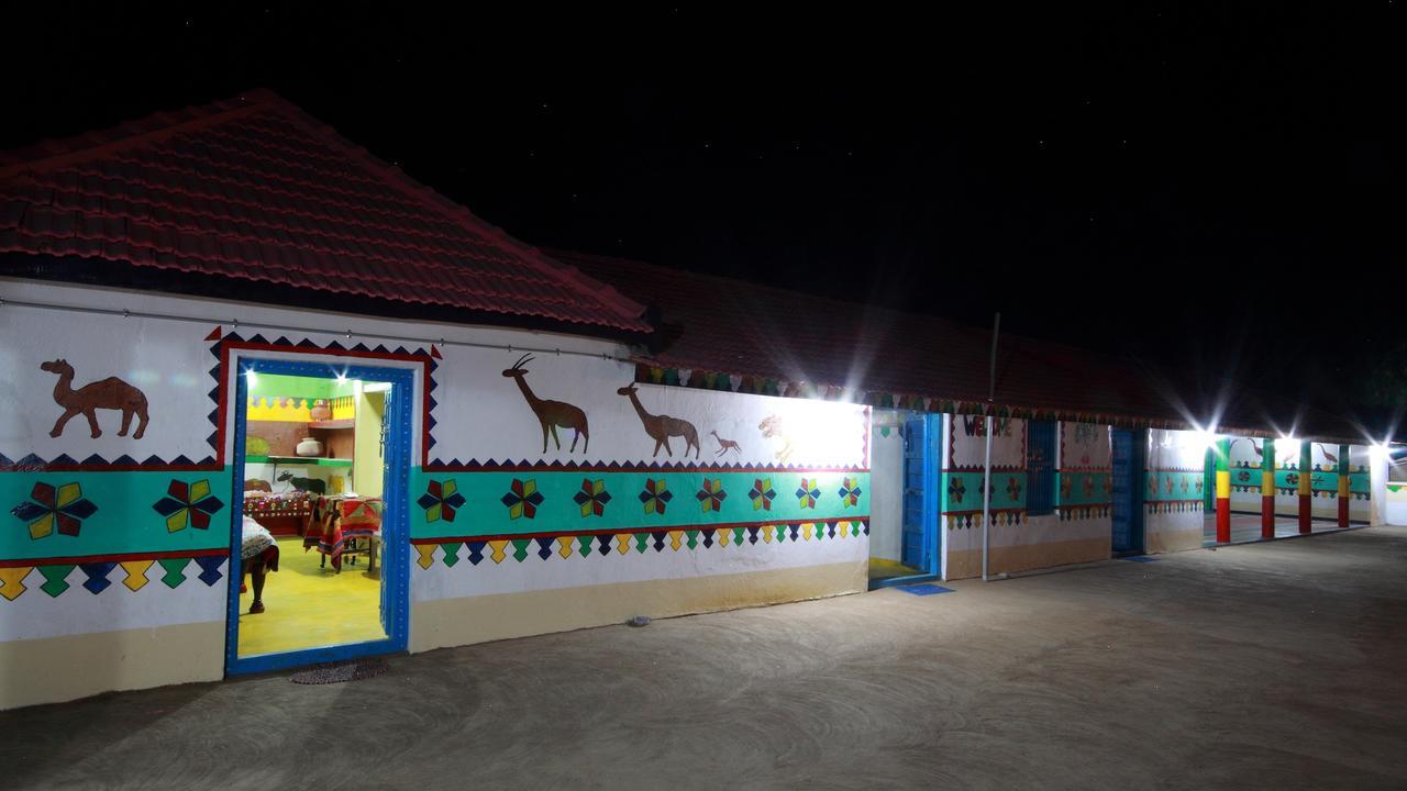Rann Bhumi Homestay Resort Hodka Luaran gambar